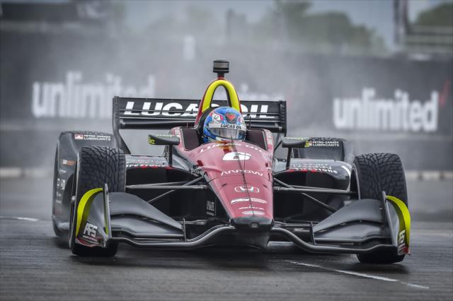 Robert Wickens sails through Turn 2 during qualifications for Race 2 of the Chevrolet Detroit Grand Prix at Belle Isle Park -- Photo by: Chris Owens