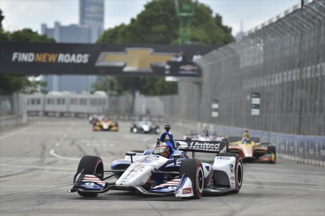 Graham Rahal dives into Turn 1 during Race 2 of the Chevrolet Detroit Grand Prix at Belle Isle Park -- Photo by: Chris Owens