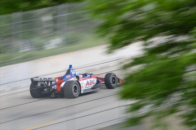 Tony Kanaan streaks down the backstretch during Race 2 of the Chevrolet Detroit Grand Prix at Belle Isle Park -- Photo by: James  Black