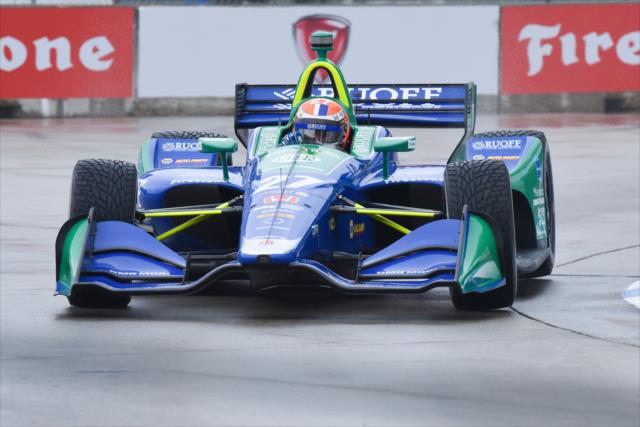 Alexander Rossi rolls through Turn 5 during qualifications for Race 2 of the Chevrolet Detroit Grand Prix at Belle Isle Park -- Photo by: James  Black