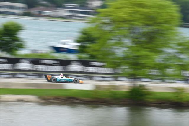 Gabby Chaves streaks down the backstretch during Race 2 of the Chevrolet Detroit Grand Prix at Belle Isle Park -- Photo by: James  Black