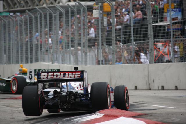 Tomas Scheckter going through the chicanes -- Photo by: Chris Jones
