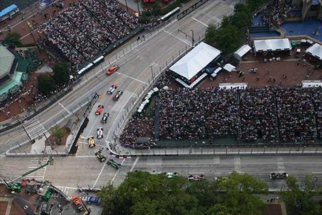 Great shot of the start at Baltimore. -- Photo by: LAT Photo USA