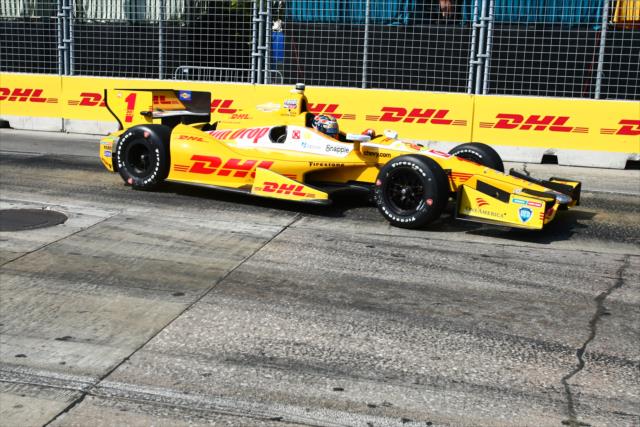 Ryan Hunter-Reay makes his approach to Turn 1 in the Grand Prix of Baltimore -- Photo by: Bret Kelley
