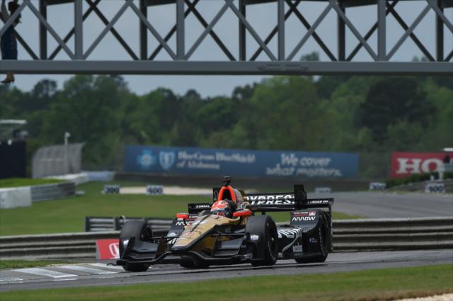 James Hinchcliffe sets up for the Turn 8-9 Esses during qualifications for the Honda Indy Grand Prix of Alabama -- Photo by: Christopher Owens