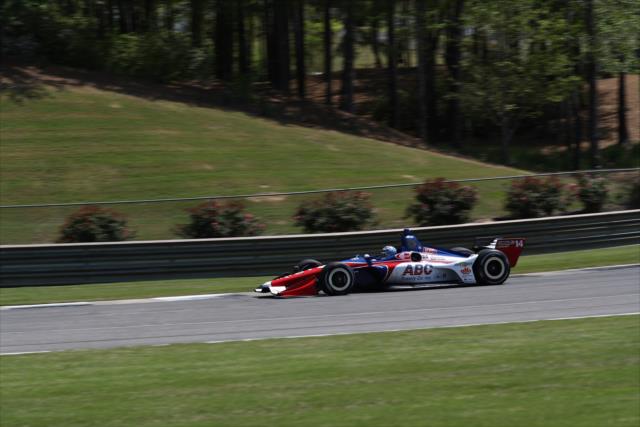 Tony Kanaan rolls through Turn 14 during practice for the Honda Indy Grand Prix of Alabama -- Photo by: Chris Jones