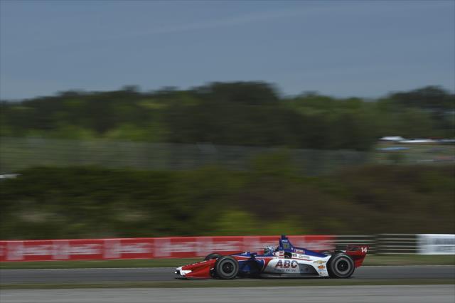 Tony Kanaan races toward Turn 12 during qualifications for the Honda Indy Grand Prix of Alabama -- Photo by: Chris Owens