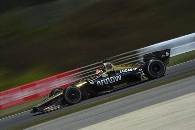 James Hinchcliffe races toward Turn 12 during qualifications for the Honda Indy Grand Prix of Alabama -- Photo by: Chris Owens