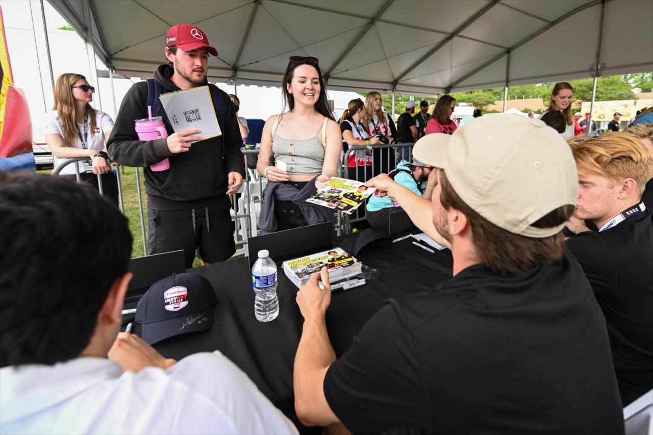 Fans - INDY NXT By Firestone Grand Prix of Alabama - By: James Black -- Photo by: James  Black