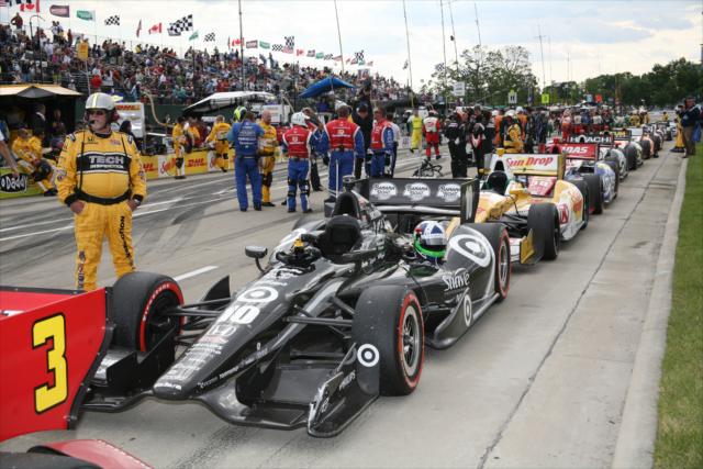 Drivers on Pit Lane during a Red Flag
Â©2012, LAT USA, All Rights Reserved -- Photo by: LAT Photo USA