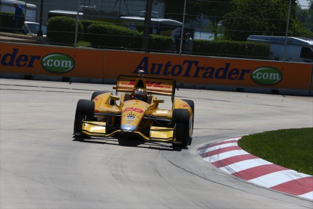 Ryan Hunter-Reay on course during practice for the Chevrolet Dual In Detroit -- Photo by: Chris Jones