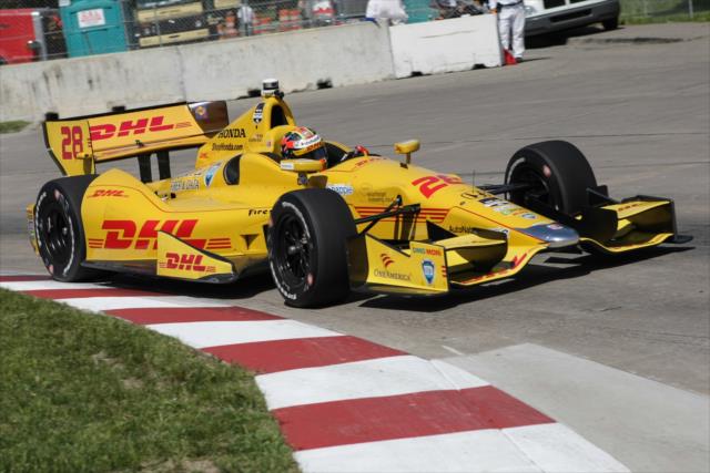 Ryan Hunter-Reay on course during practice for the Chevrolet Dual in Detroit -- Photo by: Joe Skibinski