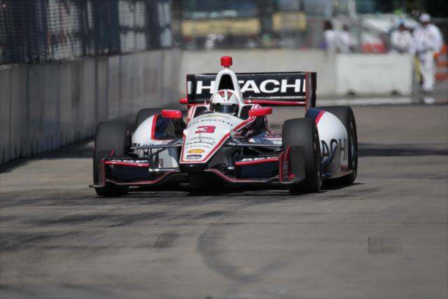 Helio Castroneves on course during practice for the Chevrolet Dual in Detroit -- Photo by: Joe Skibinski