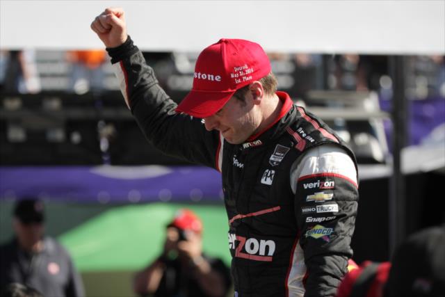 Will Power celebrates his victory in Race 1 of the Chevrolet Indy Dual in Detroit -- Photo by: Joe Skibinski
