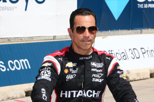 Helio Castroneves rides out to pit lane prior to practice for the Chevrolet Detroit Grand Prix -- Photo by: Bret Kelley