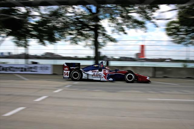 Carlos Munoz sets up for Turn 7 during practice for the Chevrolet Detroit Grand Prix -- Photo by: Bret Kelley