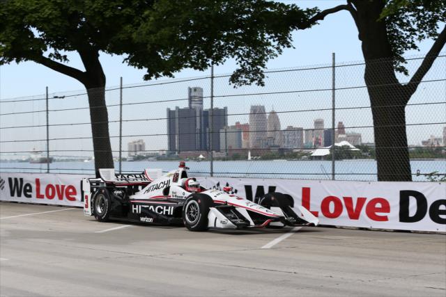 Helio Castroneves streaks out of Turn 13 during practice for the Chevrolet Detroit Grand Prix -- Photo by: Chris Jones