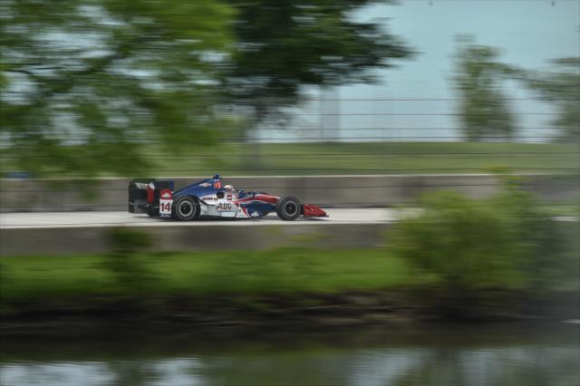 Carlos Munoz sails down the backstretch during practice for the Chevrolet Detroit Grand Prix -- Photo by: Chris Owens