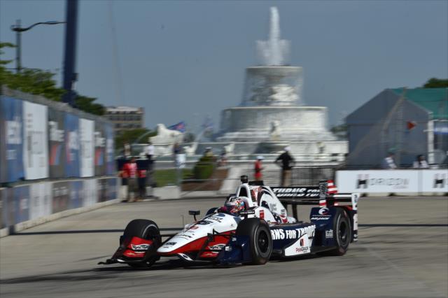 Graham Rahal sails into Turn 11 during Race 1 of the Chevrolet Detroit Grand Prix -- Photo by: Chris Owens