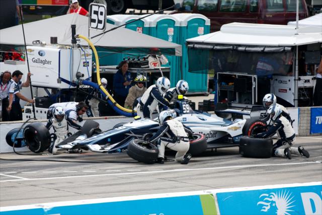 Max Chilton comes in for tires and fuel on pit lane during Race 2 of the Chevrolet Detroit Grand Prix at Belle Isle Park -- Photo by: Joe Skibinski