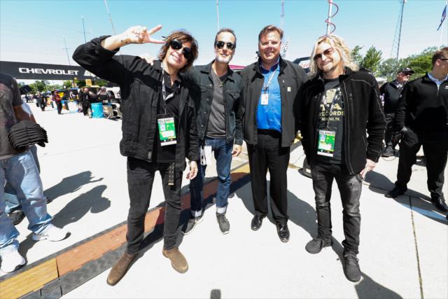 Stone Temple Pilots with Jim Campbell of Chevrolet -- Photo by: Joe Skibinski