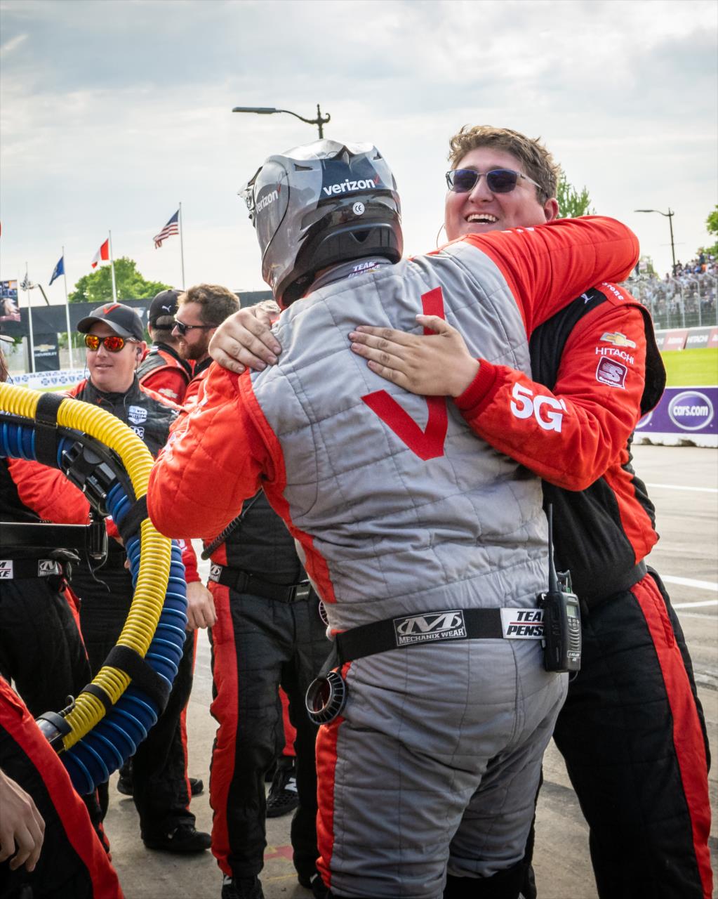 Will Power crew members - Chevrolet Detroit Grand Prix - By: Karl Zemlin -- Photo by: Karl Zemlin