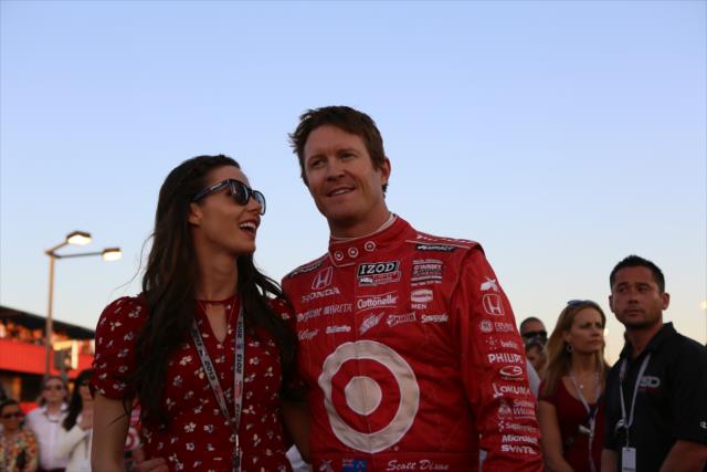 Scott Dixon and his wife Emma during pre-race festivities of the MAVTV 500 -- Photo by: Chris Jones