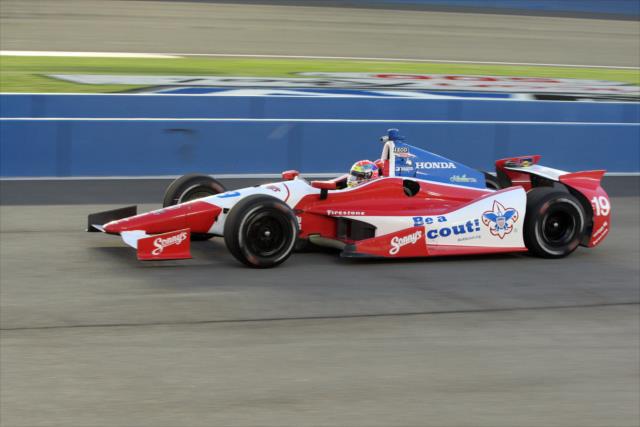 Justin Wilson pulls out of pit lane prior to the start of the MAVTV 500 -- Photo by: Richard Dowdy