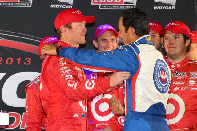 Scott Dixon and Helio Castroneves embrace after the MAVTV 500 at Auto Club Speedway -- Photo by: Chris Jones