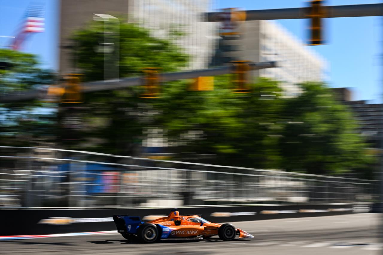 Scott Dixon - Chevrolet Detroit Grand Prix - By: James Black -- Photo by: James  Black