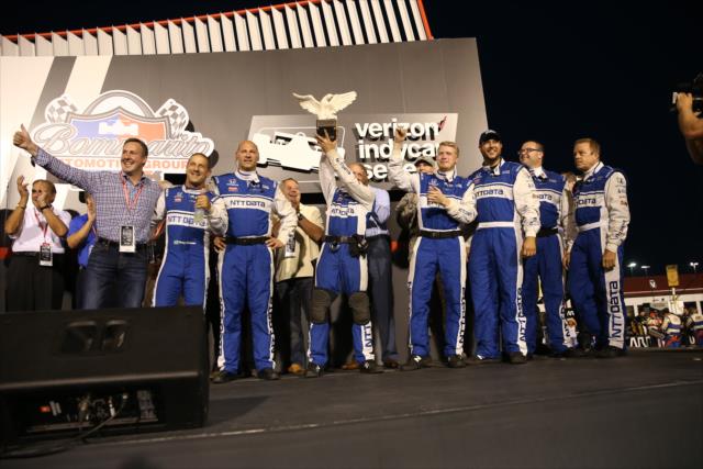 Tony Kanaan and the Chip Ganassi Racing crew are recognized after winning the Pit Stop Competition prior to the Bommarito Automotive Group 500 at Gateway Motorsports Park -- Photo by: Chris Jones