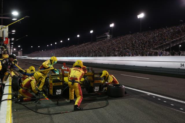 Ryan Hunter-Reay comes in for tires and fuel on pit lane during the Bommarito Automotive Group 500 at Gateway Motorsports Park -- Photo by: Chris Jones