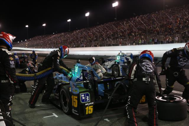 Graham Rahal comes in for tires and fuel on pit lane during the Bommarito Automotive Group 500 at Gateway Motorsports Park -- Photo by: Chris Jones