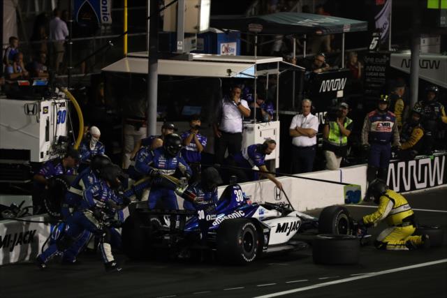 Takuma Sato comes in for tires and fuel on pit lane during the Bommarito Automotive Group 500 at Gateway Motorsports Park -- Photo by: Chris Jones