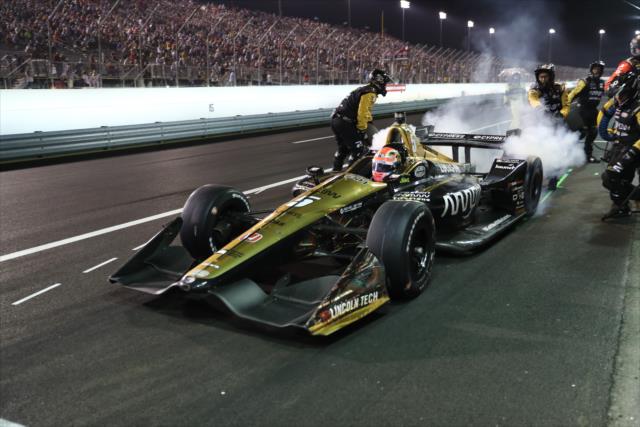 James Hinchcliffe peels out of his pit stall following service during the Bommarito Automotive Group 500 at Gateway Motorsports Park -- Photo by: Chris Jones
