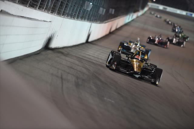 James Hinchcliffe leads a train of cars down the frontstretch during the Bommarito Automotive Group 500 at Gateway Motorsports Park -- Photo by: Chris Owens