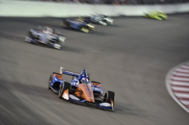 Scott Dixon shoots into Turn 1 during the Bommarito Automotive Group 500 at Gateway Motorsports Park -- Photo by: Chris Owens