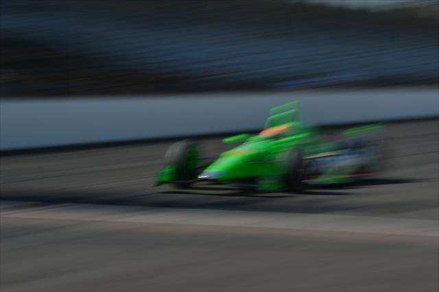 James Hinchcliffe during practice -- Photo by: John Cote