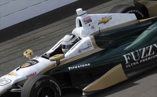 Ed Carpenter during practice -- Photo by: Walter Kuhn