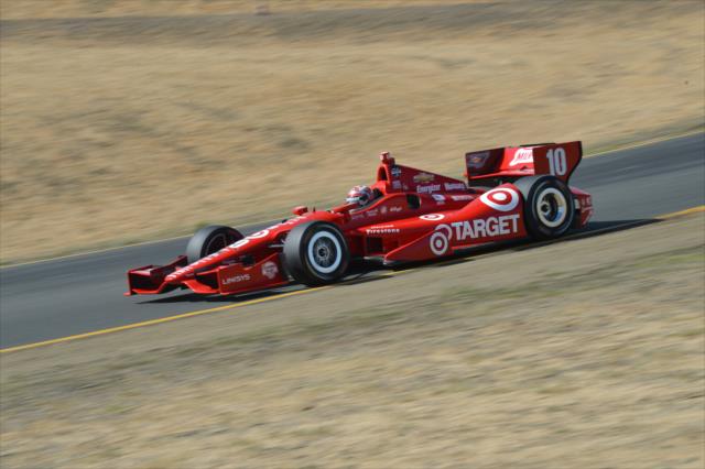 Tony Kanaan dives into Turn 5 during practice for the GoPro Grand Prix of Sonoma at Sonoma Raceway -- Photo by: Chris Owens
