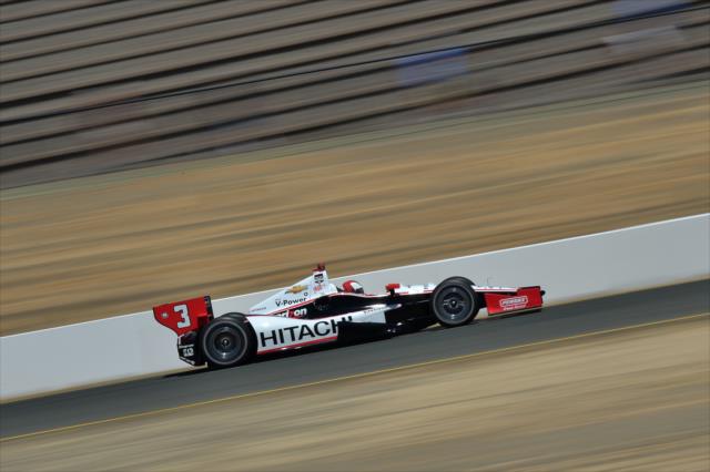 Helio Castroneves flies through the esses during practice for the GoPro Grand Prix of Sonoma at Sonoma Raceway -- Photo by: Chris Owens