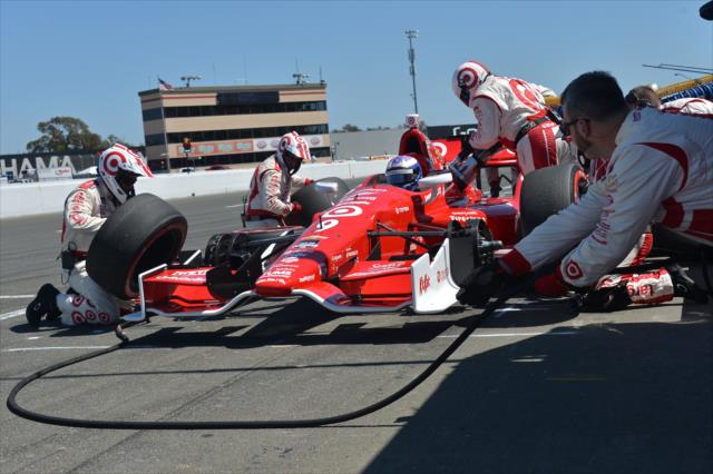 The Target Chip Ganassi Racing team of Scott Dixon go to work during the GoPro Grand Prix of Sonoma at Sonoma Raceway -- Photo by: Chris Owens