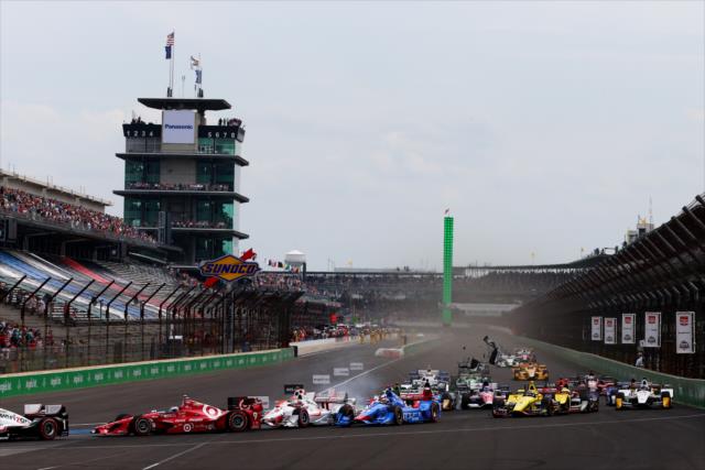 The start of the Angie's List Grand Prix of Indianapolis at the Indianapolis Motor Speedway -- Photo by: Bret Kelley