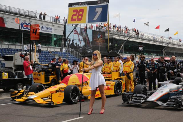 Grid Girl on the grid prior to the Angie's List Grand Prix of Indianapolis -- Photo by: Chris Jones