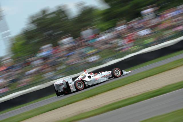 Helio Castroneves on course during the Angie's List Grand Prix of Indianapolis at the Indianapolis Motor Speedway -- Photo by: Chris Owens