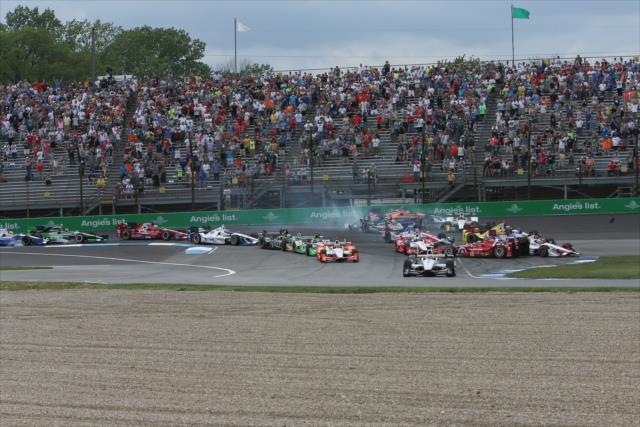 Turn one contact at the Angie's List Grand Prix of Indianapolis -- Photo by: Joe Skibinski