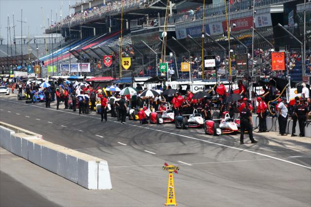 Cars in pit lane during Fast Friday at IMS -- Photo by: Bret Kelley