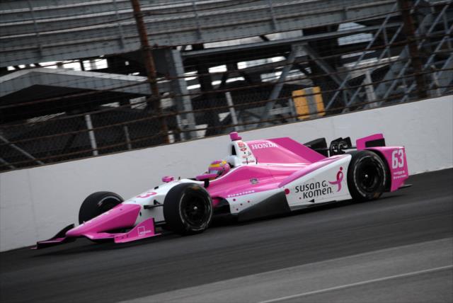 Pippa Mann on track -- Photo by: Mike Young