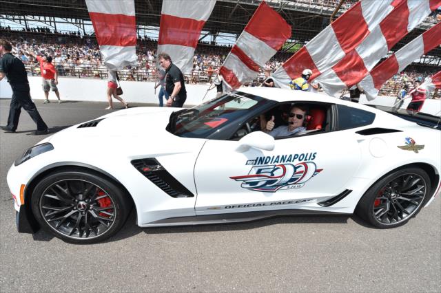 Jeff Gordon drives pace car for 99th running of Indy 500 -- Photo by: Chris Owens