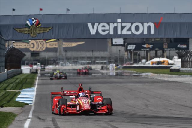 Scott Dixon during qualifying for the Angie's List Grand Prix of Indianapolis at the Indianapolis Motor Speedway -- Photo by: Chris Owens
